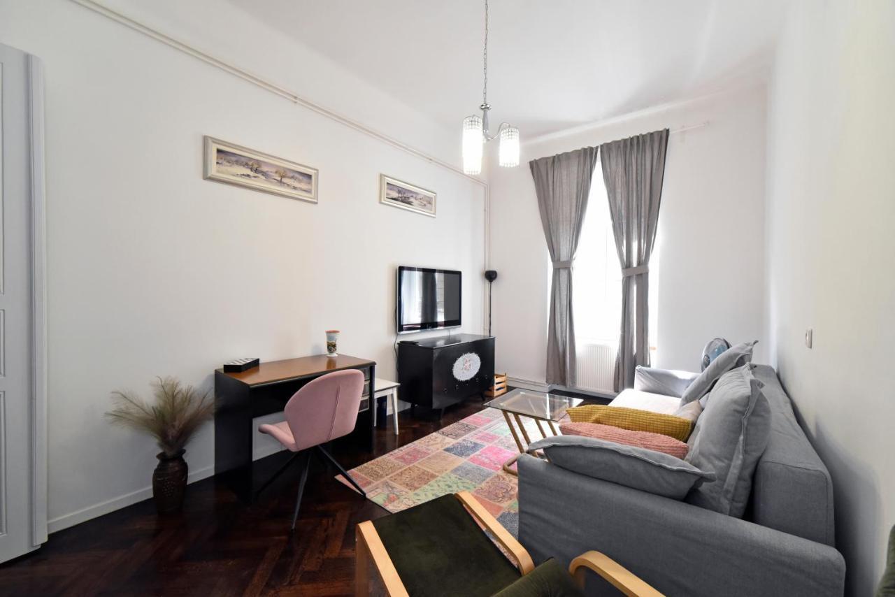 Appartamento 1Br In Central Zagreb & Main Station, Free Parking Esterno foto
